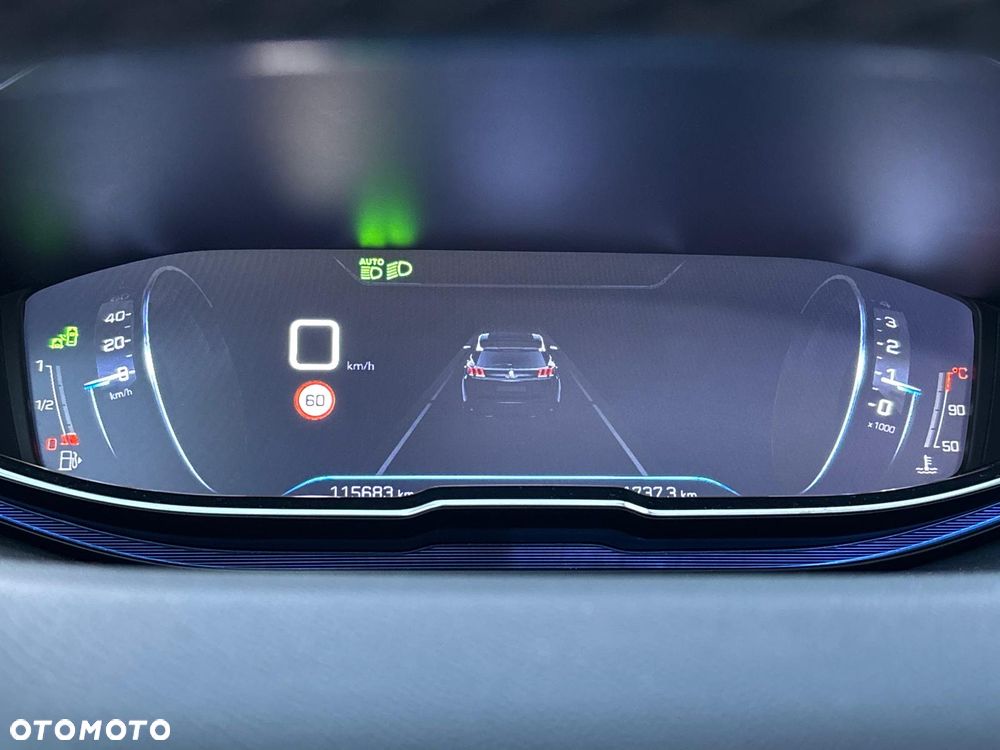 Peugeot 3008 1.2 PureTech Allure S&S - 38