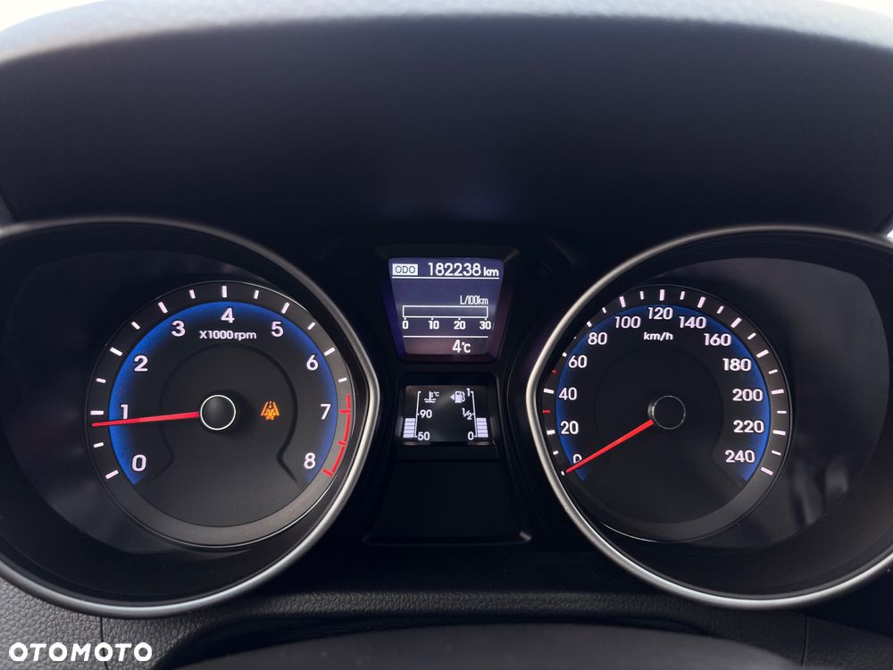 Hyundai i30 1.4 Classic + - 18