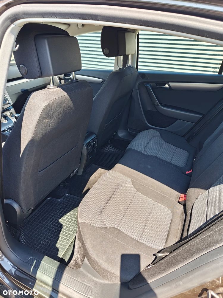 Volkswagen Passat 1.8 TSI Comfortline - 10