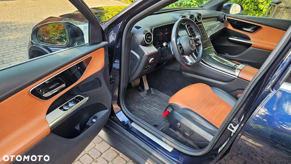 Mercedes-Benz GLC 220 d mHEV 4-Matic AMG Line - 25