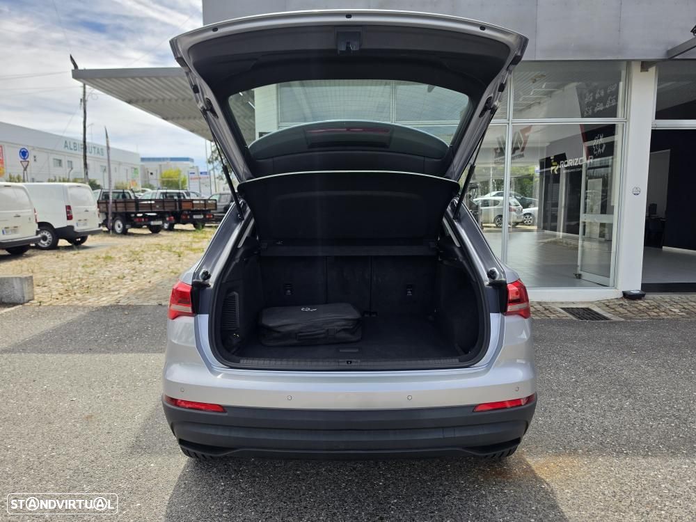 Audi Q3 45 TFSIe S tronic - 8