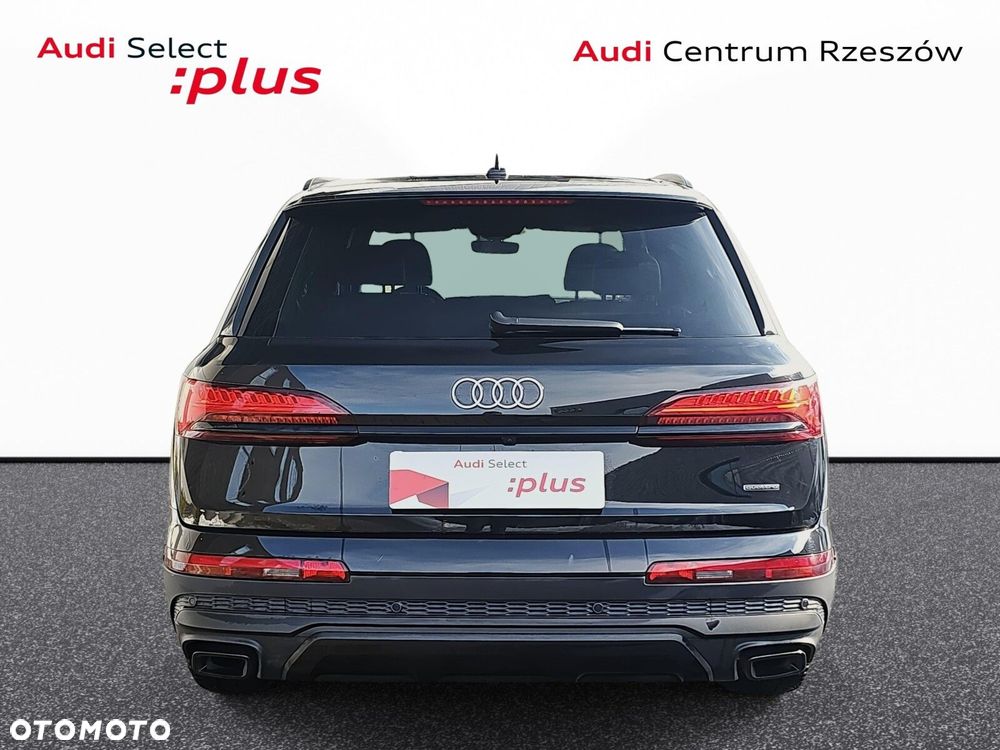 Audi Q7 - 7