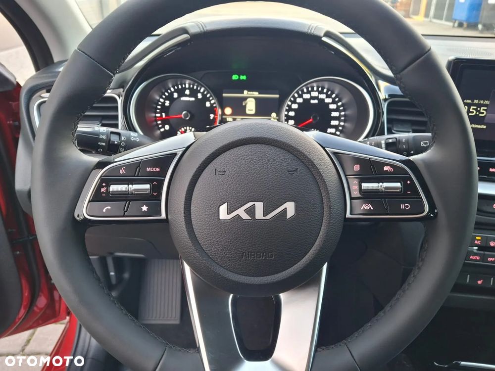 Kia Ceed 1.5 T-GDI Tribute - 11