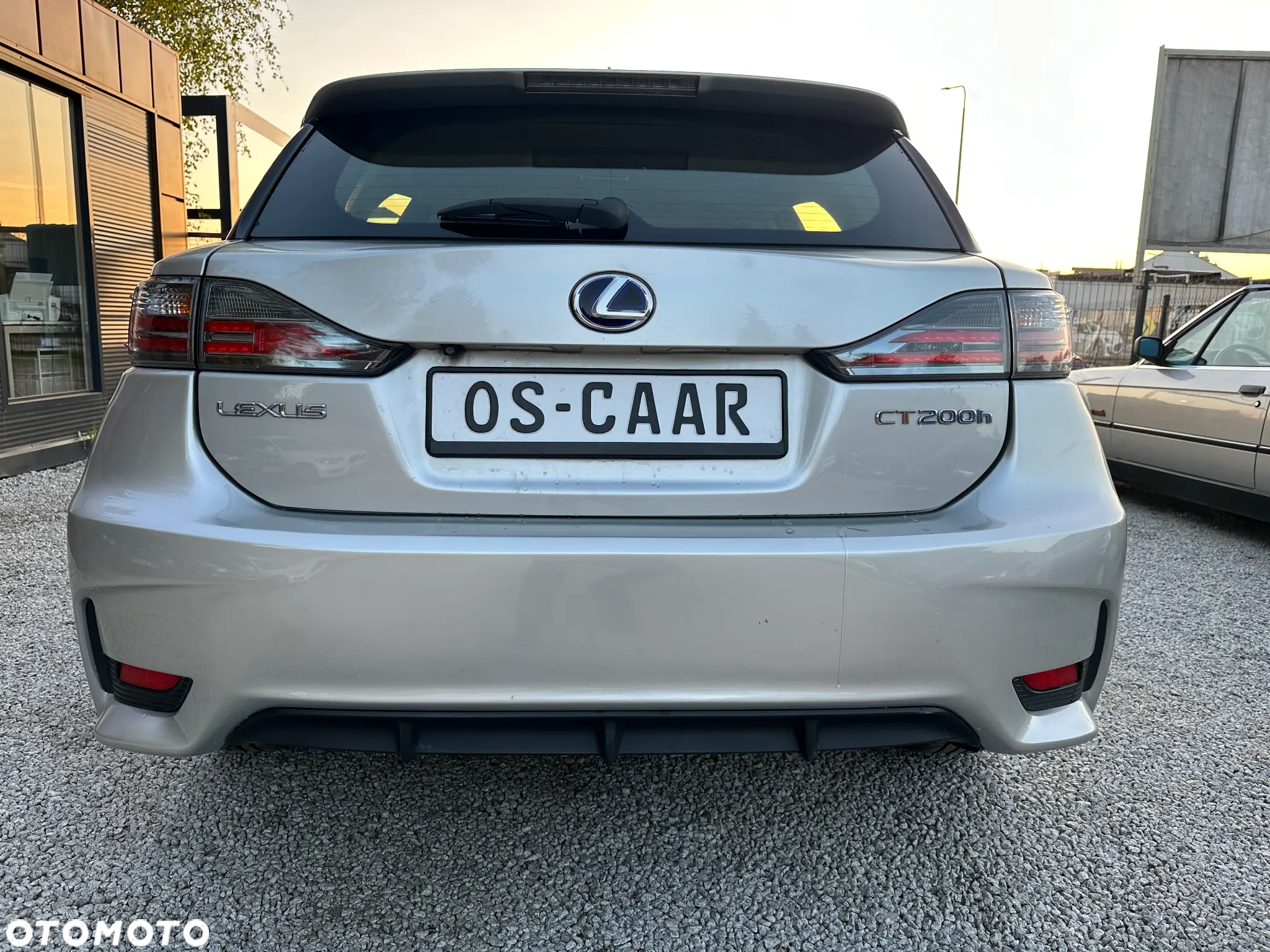Lexus CT 200h - 13