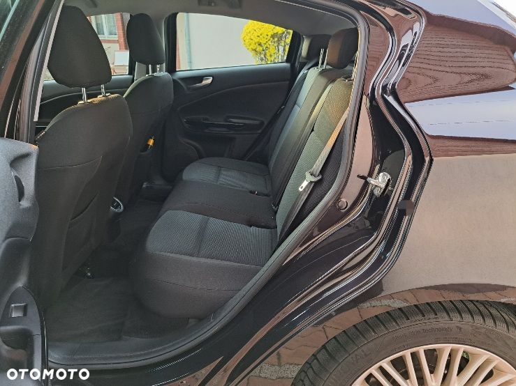Alfa Romeo Giulietta 1.6 JTDM Distinctive - 15
