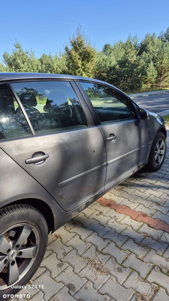 Volkswagen Golf - 4