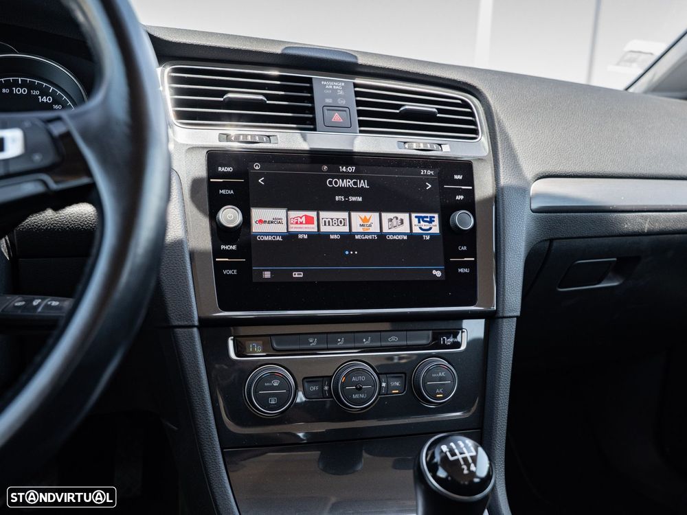 VW Golf Variant - 49