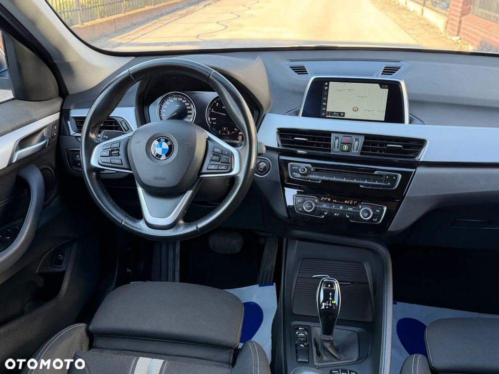 BMW X1 sDrive18i Advantage - 9