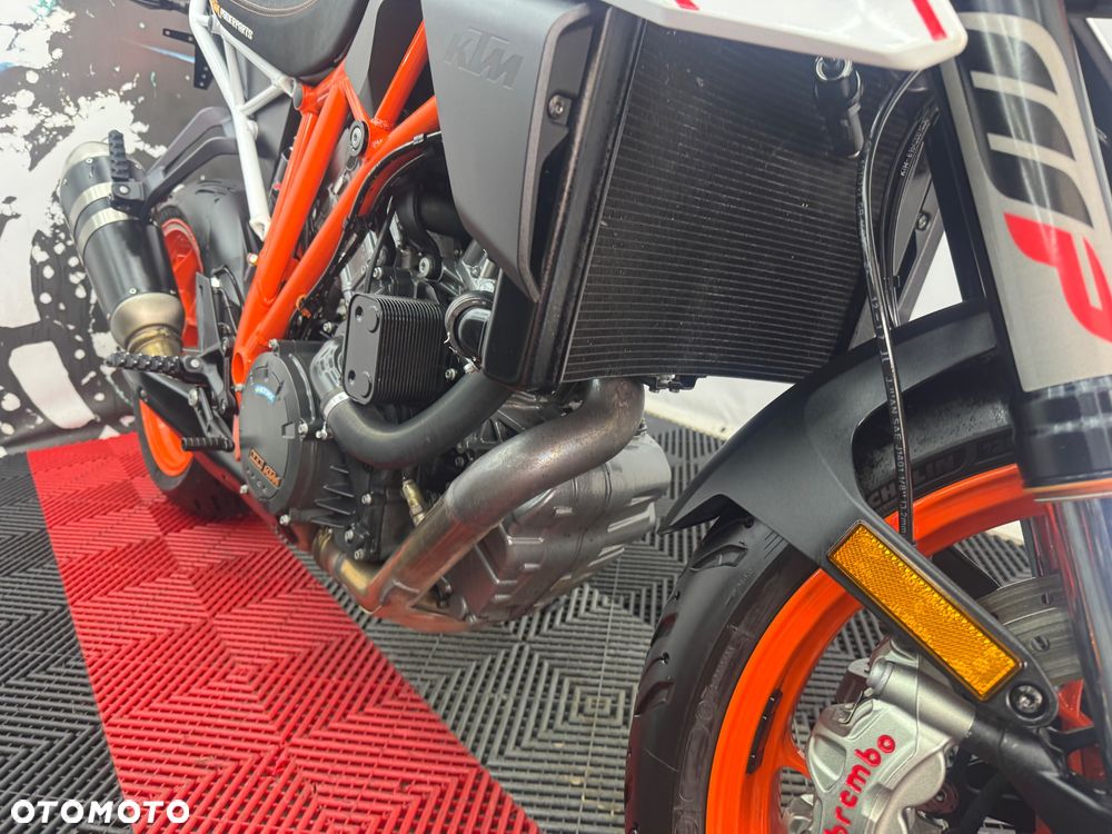 KTM Super Duke - 37
