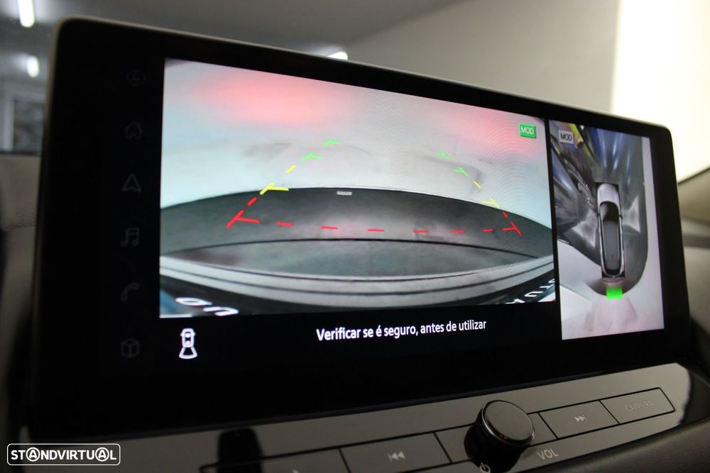 Nissan Qashqai 1.3 DIG-T N-Connecta - 19