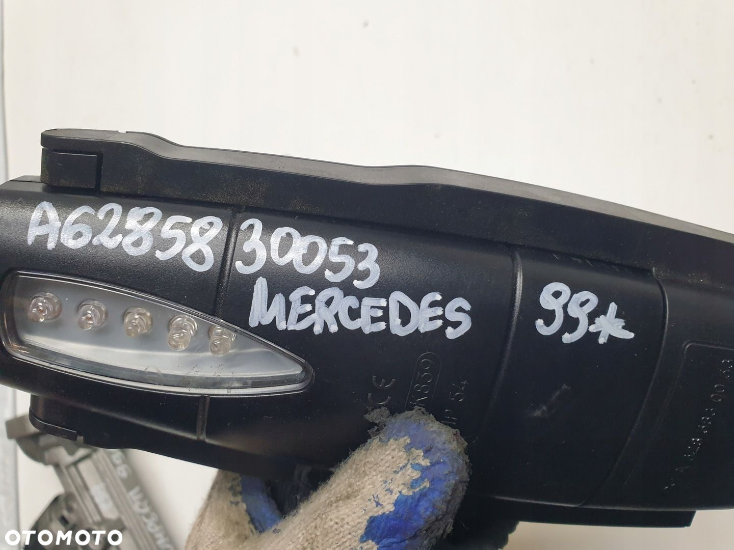 ŚWIATŁO OSTRZEGAWCZE TRÓJKĄT MERCEDES A6285830053 - 5