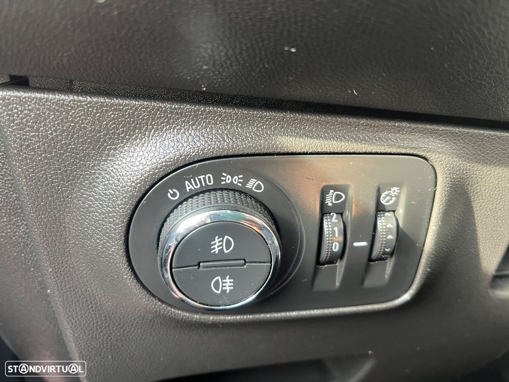 Opel Corsa 1.3 CDTi Edition - 10