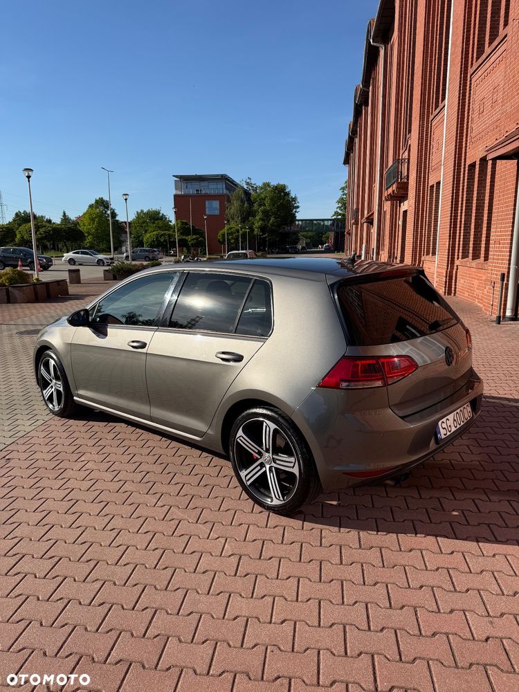 Volkswagen Golf 1.4 TSI BMT Comfortline DSG - 4