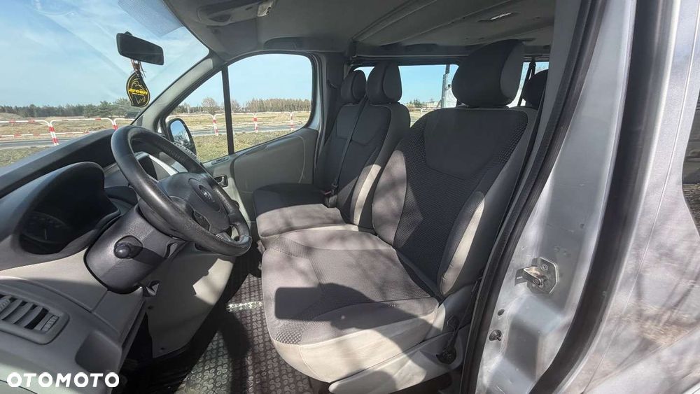Opel Vivaro - 30