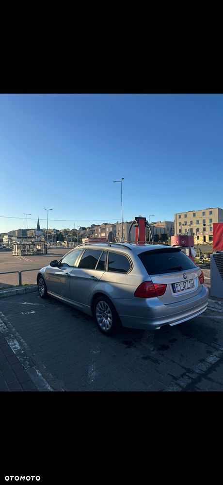 BMW Seria 3 318d - 2