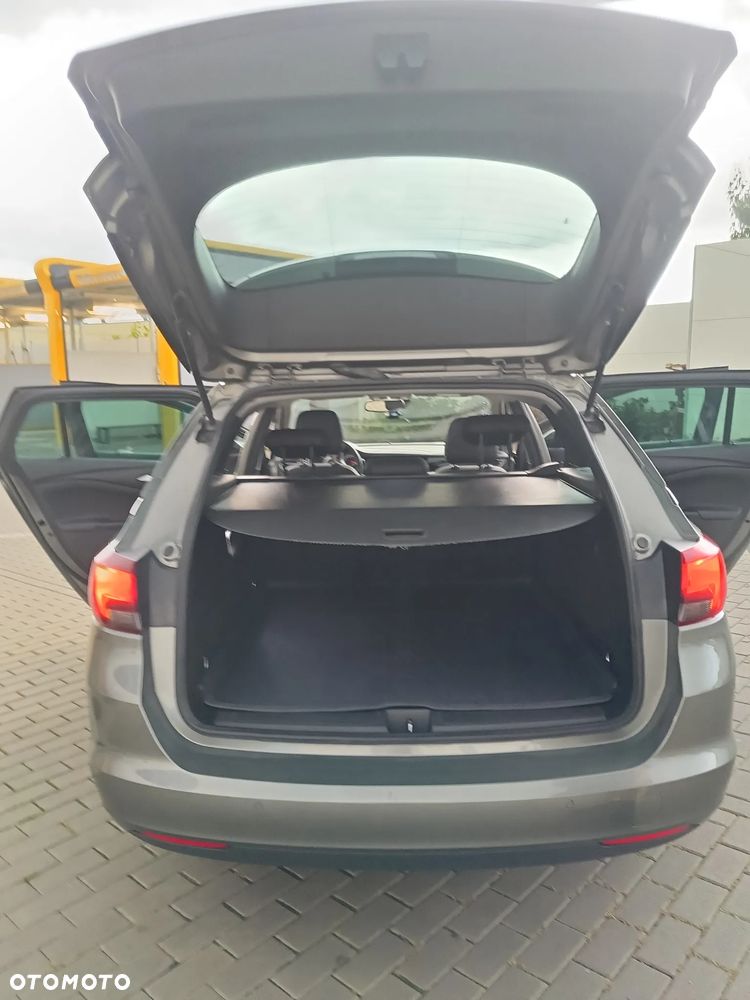 Opel Astra 1.2 T Business Elegance S&S - 17