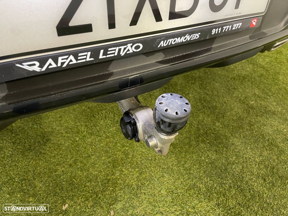 Mercedes-Benz GLC 350 e Coupé AMG Line 4-Matic - 38