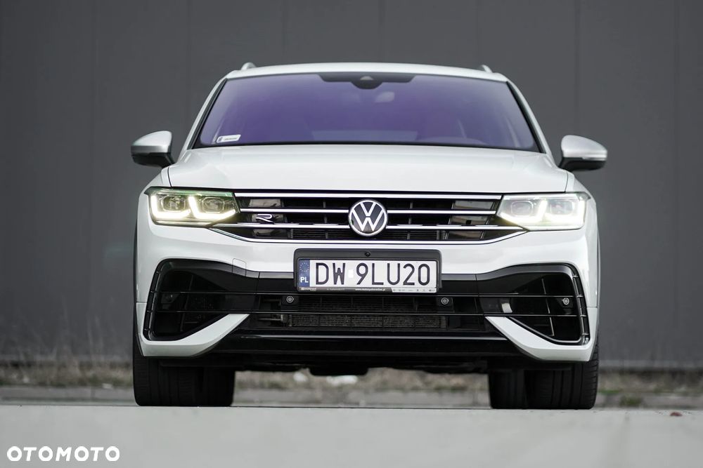 Volkswagen Tiguan - 1