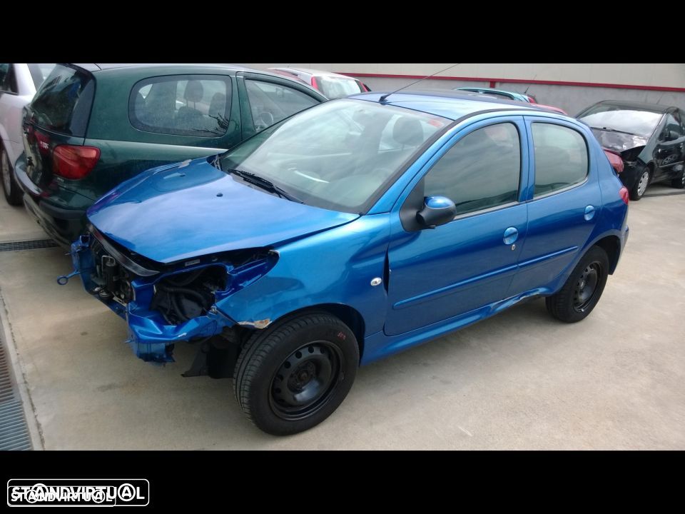 Traseira/Frente/Interior Peugeot 206 Plus - 2