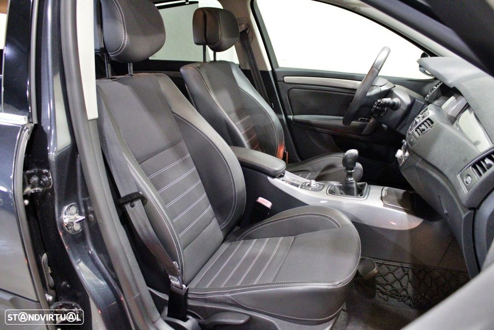 Renault Laguna Break 2.0 dCi GT 4Control - 17