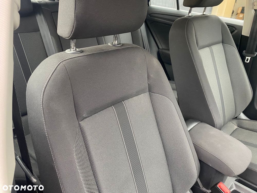 Volkswagen T-Roc 1.5 TSI Life DSG - 32