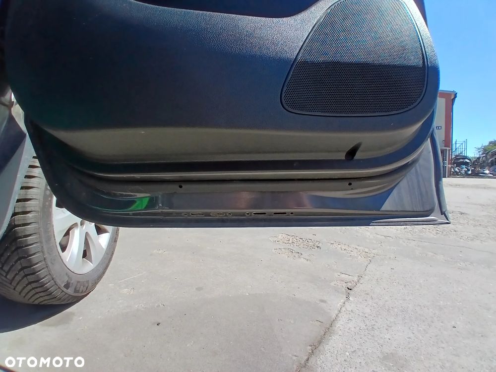 Opel Meriva B Drzwi Tył Tylne Lewe Kolor Z177 - 7