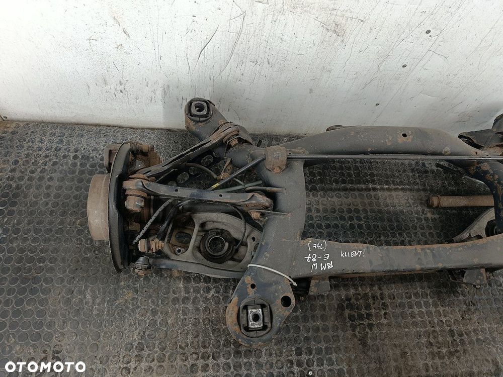 WÓZEK, TRAWERS TYŁ BMW E87 2.0 D HATCHBACK - 2