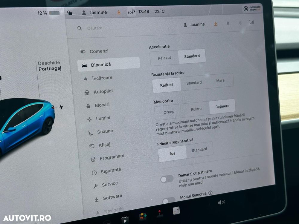 Tesla Model 3 - 24