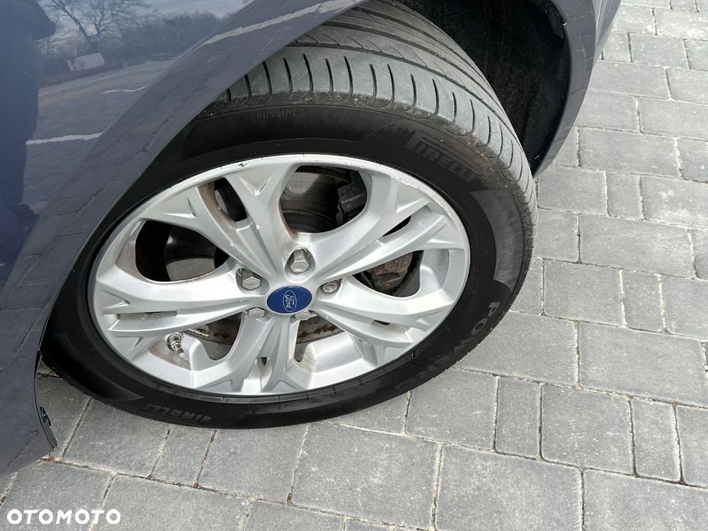 Ford Galaxy 2.0 TDCi DPF Business Edition - 15