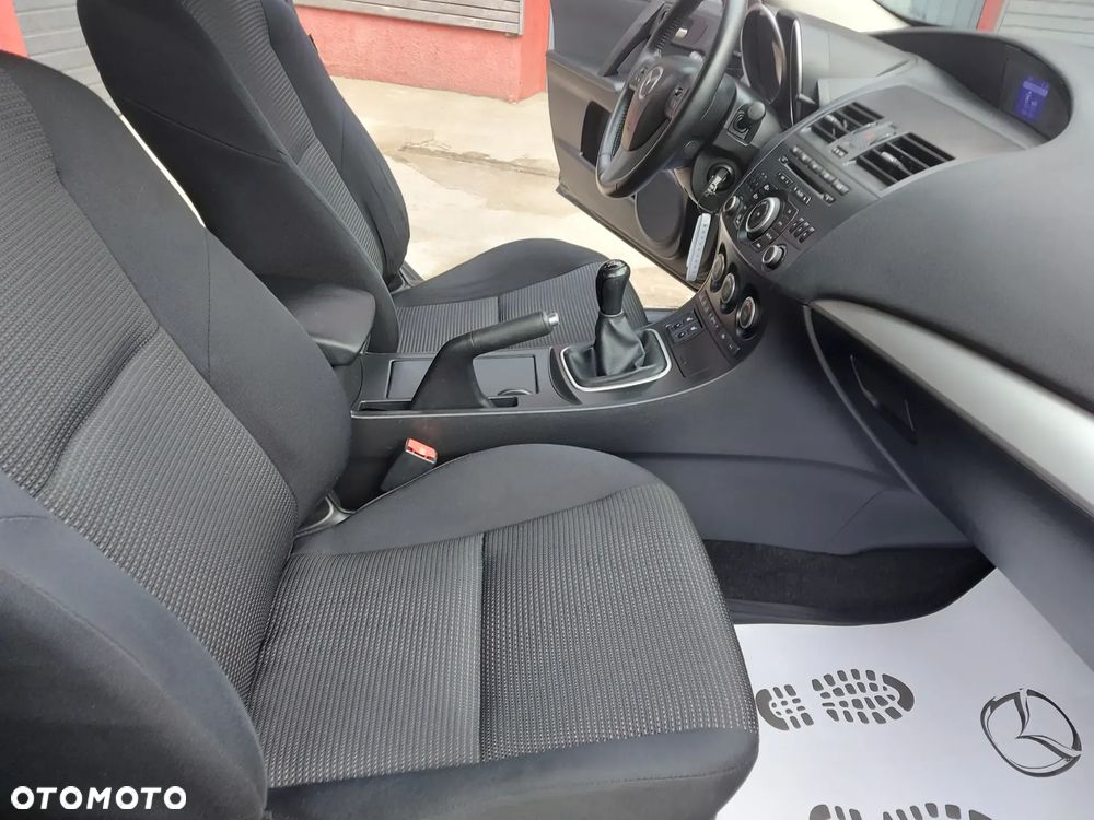 Mazda 3 1.6 Exclusive - 24