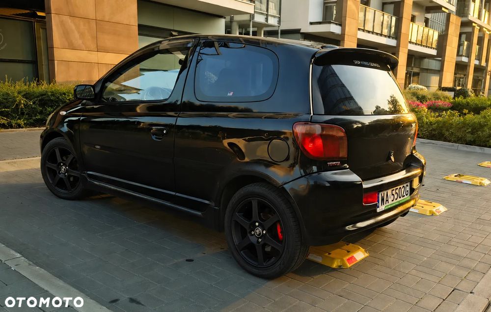 Toyota Yaris - 3