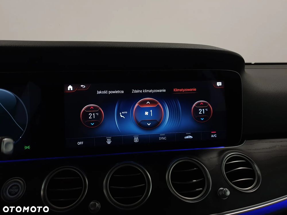 Mercedes-Benz Klasa E 300 de 4Matic 9G-TRONIC AMG Line - 18