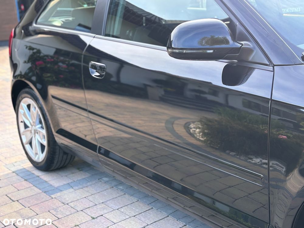 Audi A3 3-drzwiowe 1.6 Ambition - 18