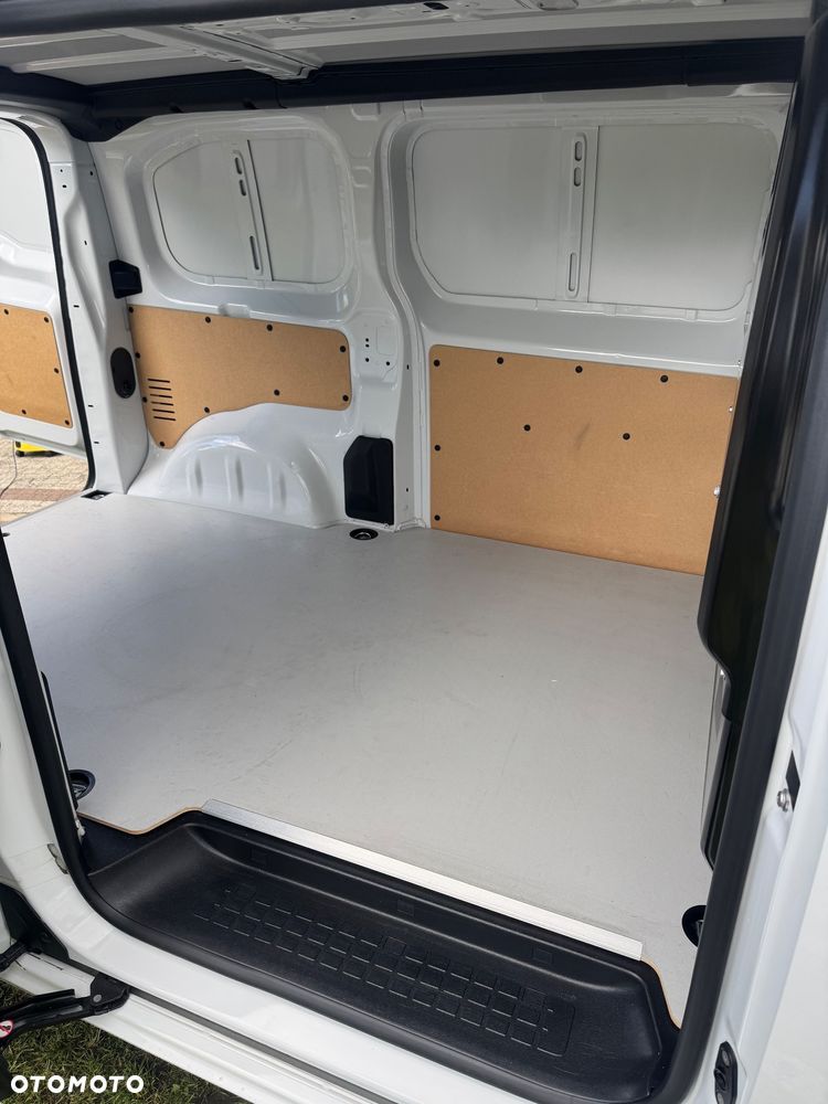 Opel Vivaro - 30