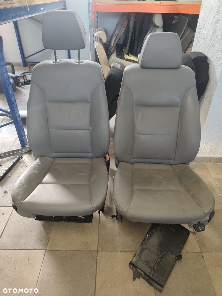BMW 5 E60 03-07r FOTELE KANAPA SKÓRA BOCZKI EUROPA - 1