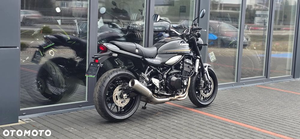 Kawasaki Z 900 RS - 5