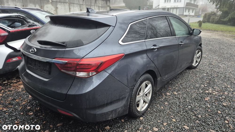 Hyundai i40 Kombi 1.7 CRDi DCT Style - 1