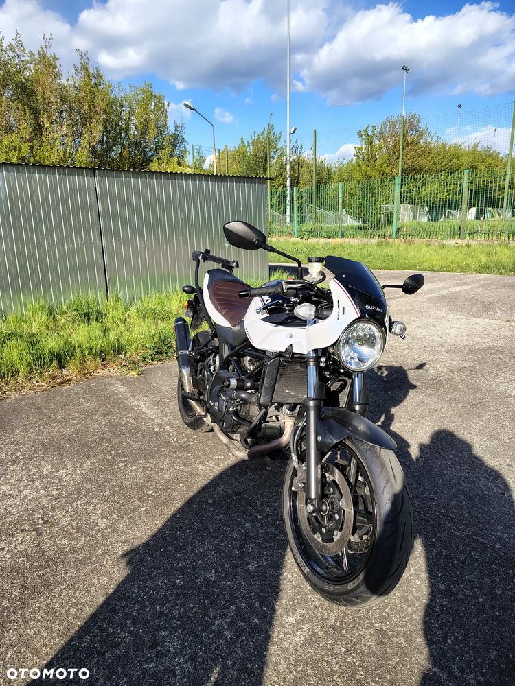 Suzuki SV - 18