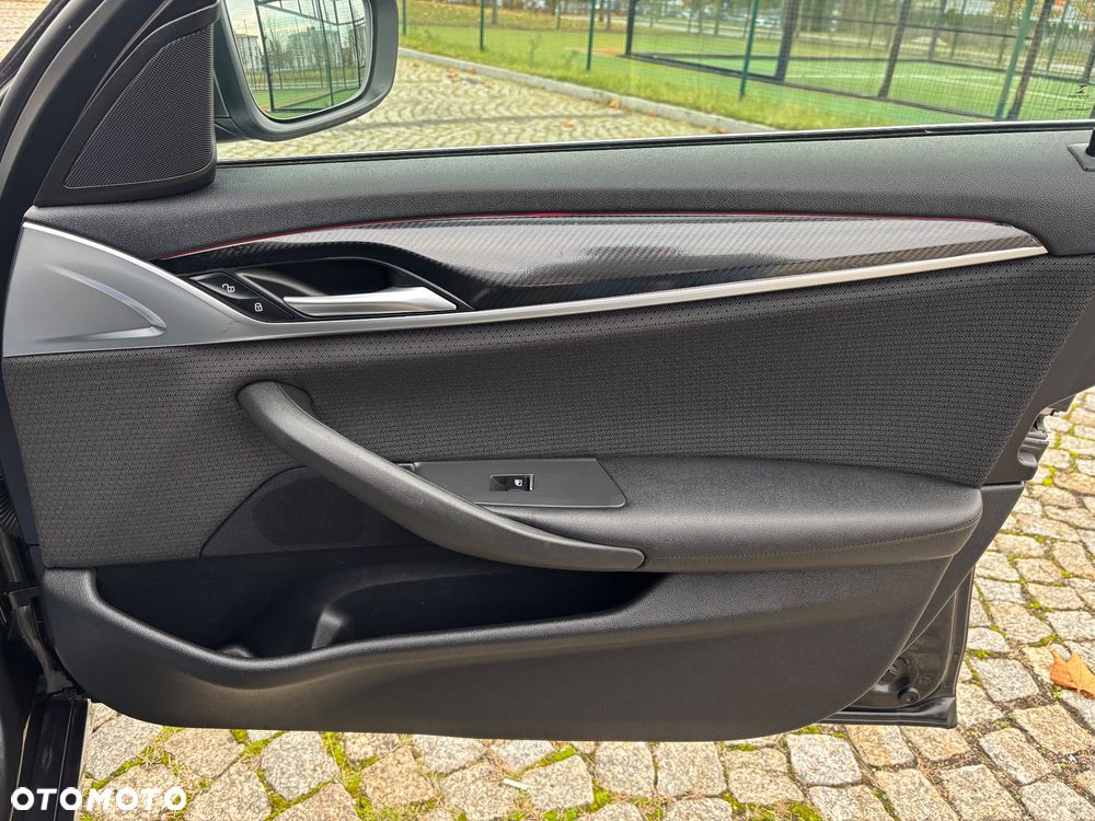 BMW Seria 5 520d mHEV - 20