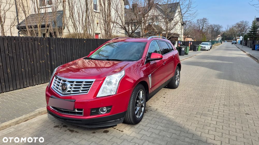 Cadillac SRX - 1