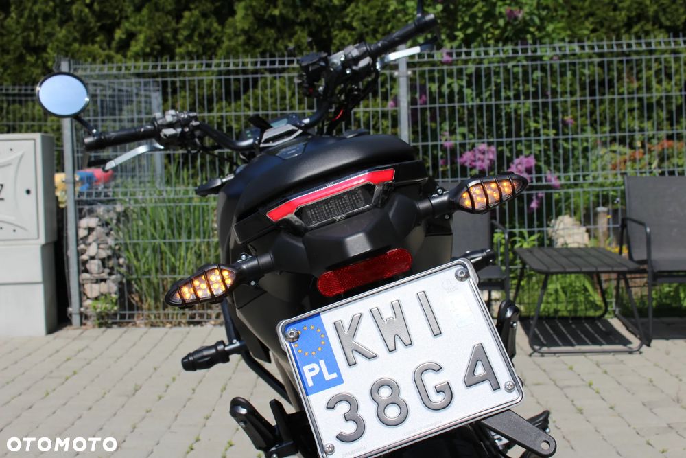 Zontes 125 G1 Spoke - 11