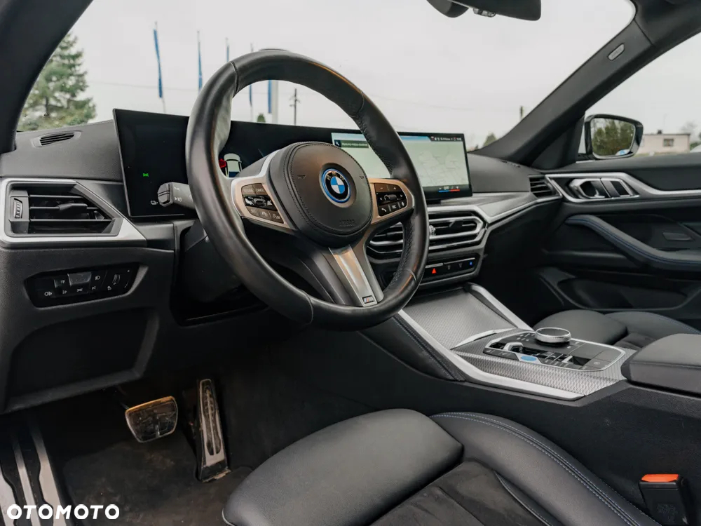 BMW i4 - 7
