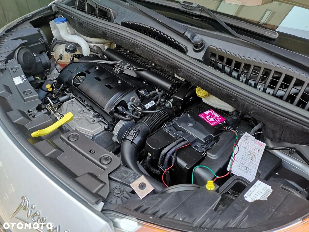 Citroën C3 Picasso 1.4i Exclusive - 22