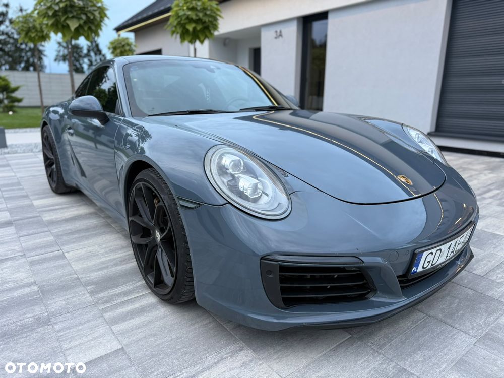 Porsche 911 Carrera T - 8