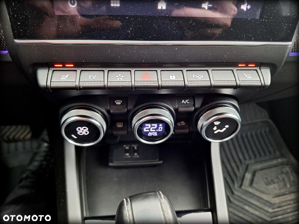 Renault Arkana 1.6 E-TECH Intens MMT - 17