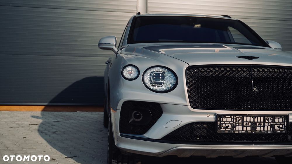 Bentley Bentayga - 2