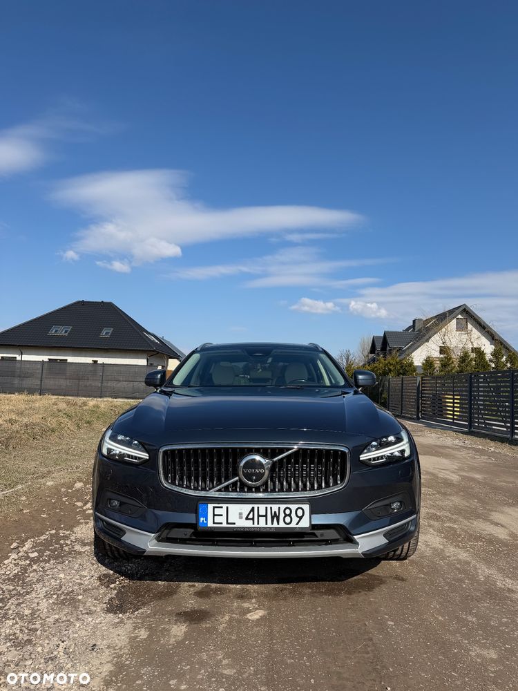 Volvo V90 Cross Country B5 D AWD Ultimate - 6