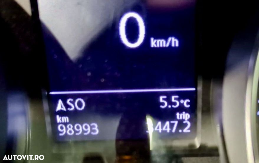 Volkswagen Passat 2.0 TDI SCR DSG Business - 11