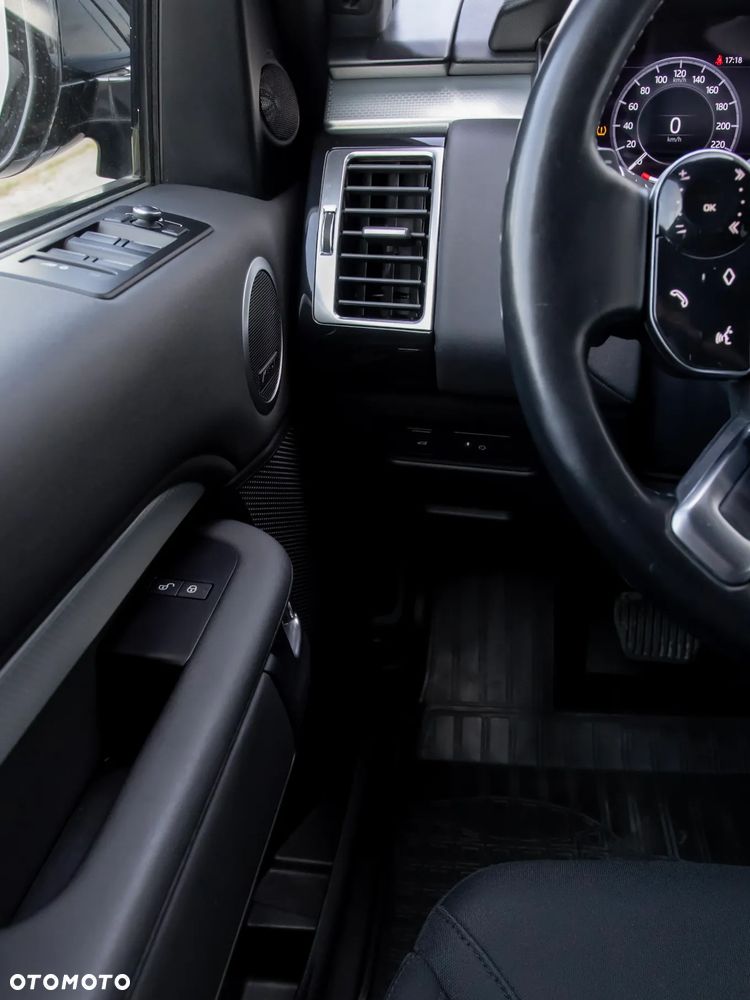 Land Rover Discovery V 3.0 SDV6 HSE - 28