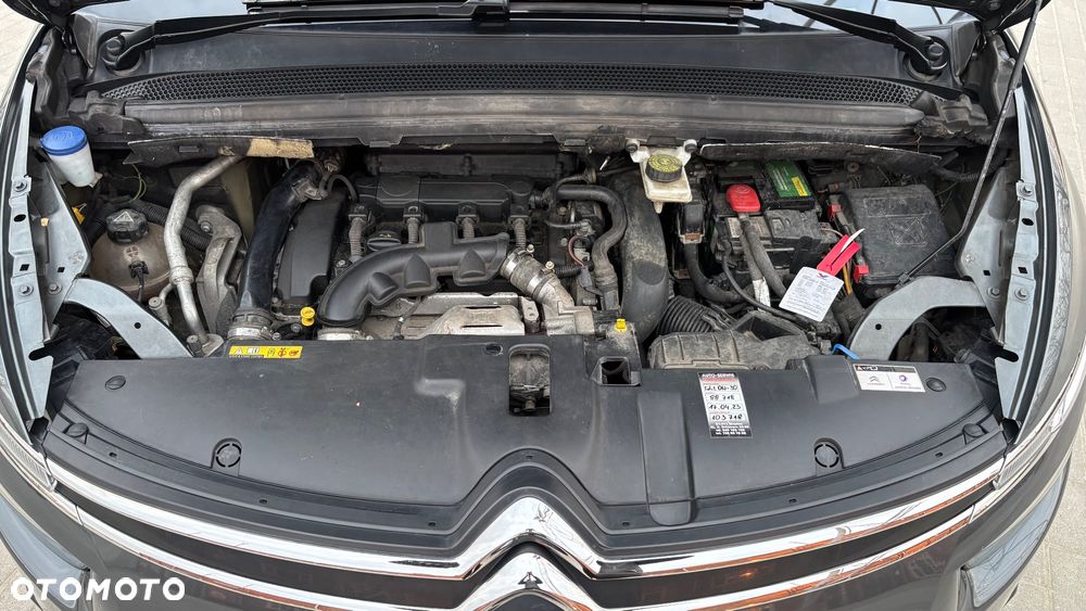 Citroën C4 Grand Picasso 1.6 THP MoreLife S&S EAT6 - 26